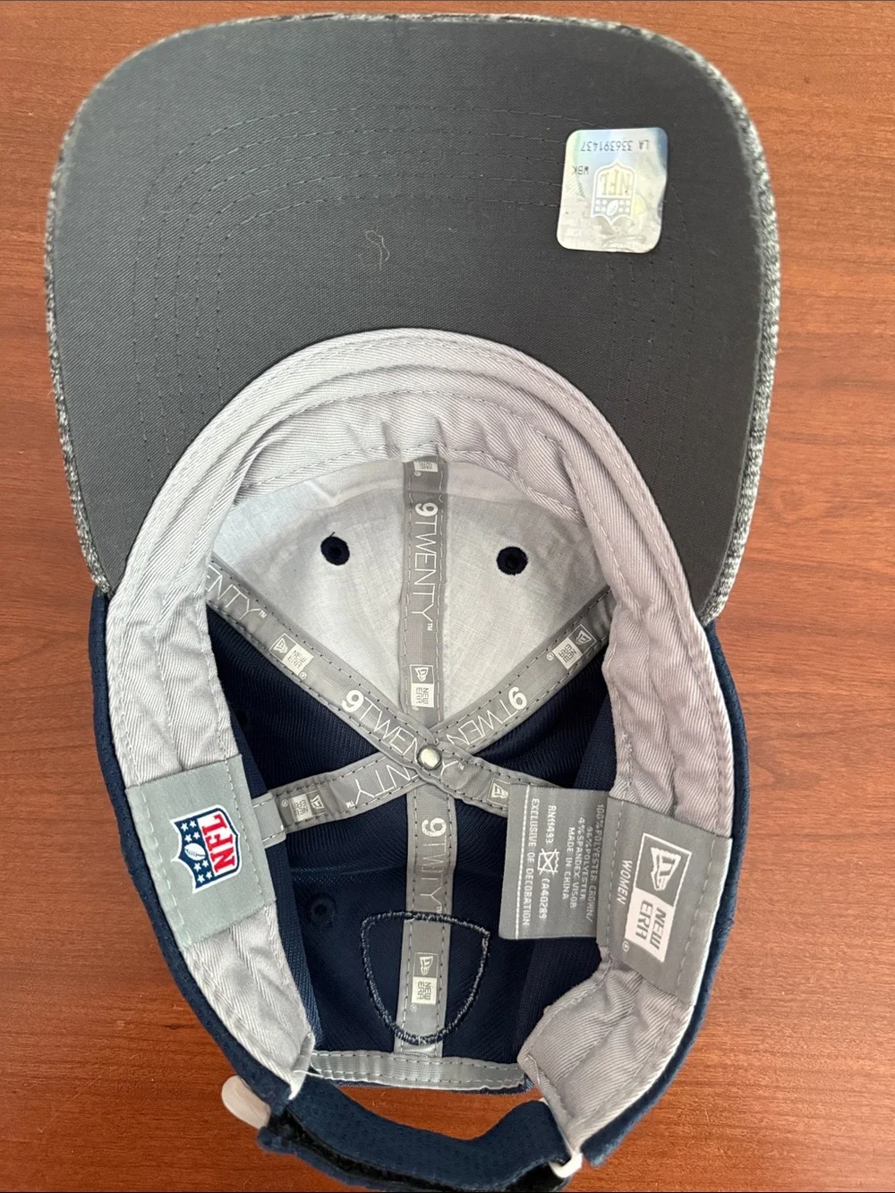 New Era NL Seattle Seahawks 9Twenty Strapback Hat Navy Reflective Womens